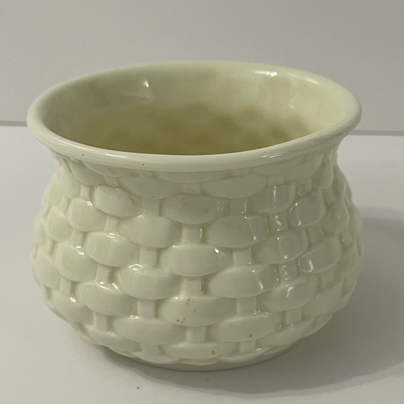 1998 Geo Z. Lefton Basket Weave Cream Trinket Dishes or Flower Pots - Picture 4 of 9